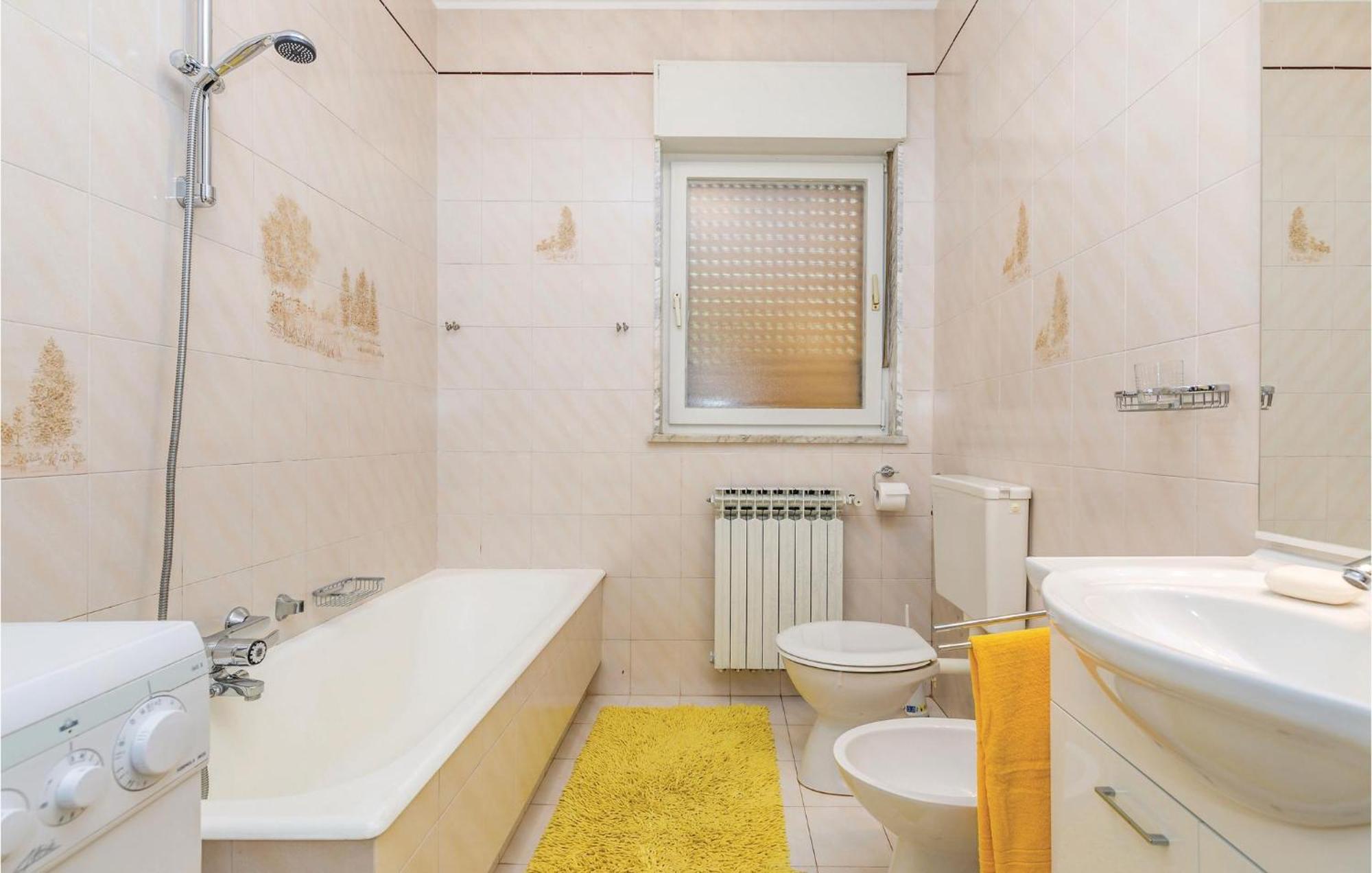 Nice Apartment In Lovran With Kitchen Exterior foto